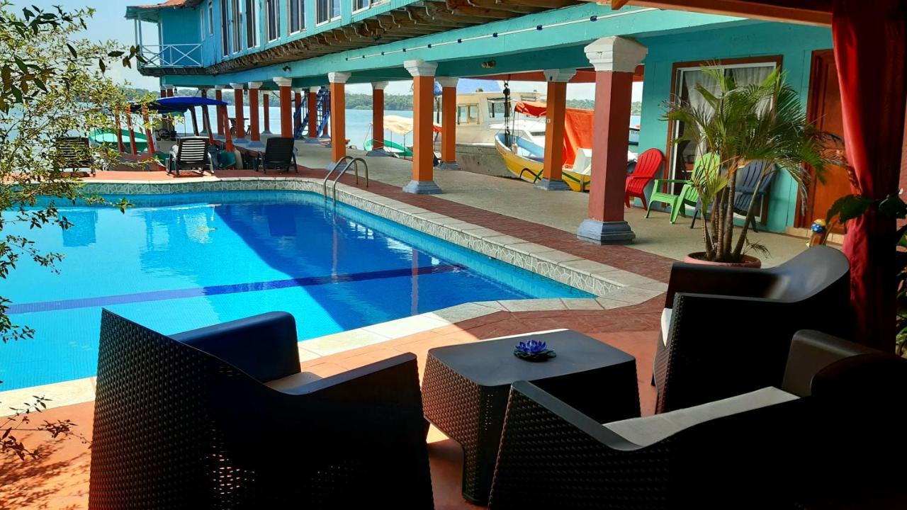 Hotel El Delfin Lívingston Exteriör bild
